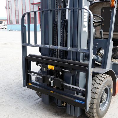 Steel and Rubber 2.5ton Diesel Forklift Trucks with Mitsubishi S4s Isuzu Engine Forklift