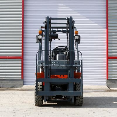 2.5t Diesel Forklift Truck 2500kg Lift Height 3000-7000mm Min. Turning Radius 2280mm