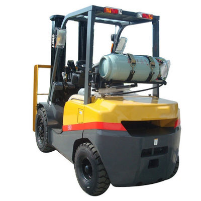 Euro and Us EPA Emission Standard 3ton LPG Forklift with Cabin Nissan K21 K25 Engine
