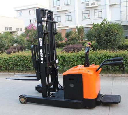 Chinese Electric Stand-on Reach Stacker with 740X1070mm Fork and Free Battery Charger