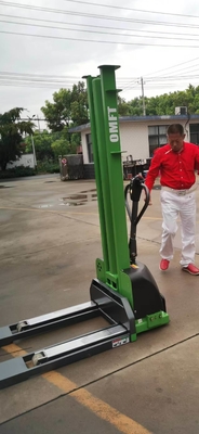 300.000kg Package Gross Weight Self Lifting Stacker Semi Electric and Full Electric