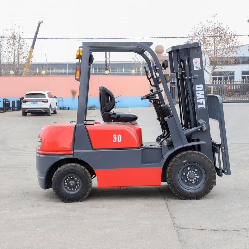 Steel and Rubber 3ton Diesel Forklift Truck with Mitsubishi S4s Isuzu Engine Forklift