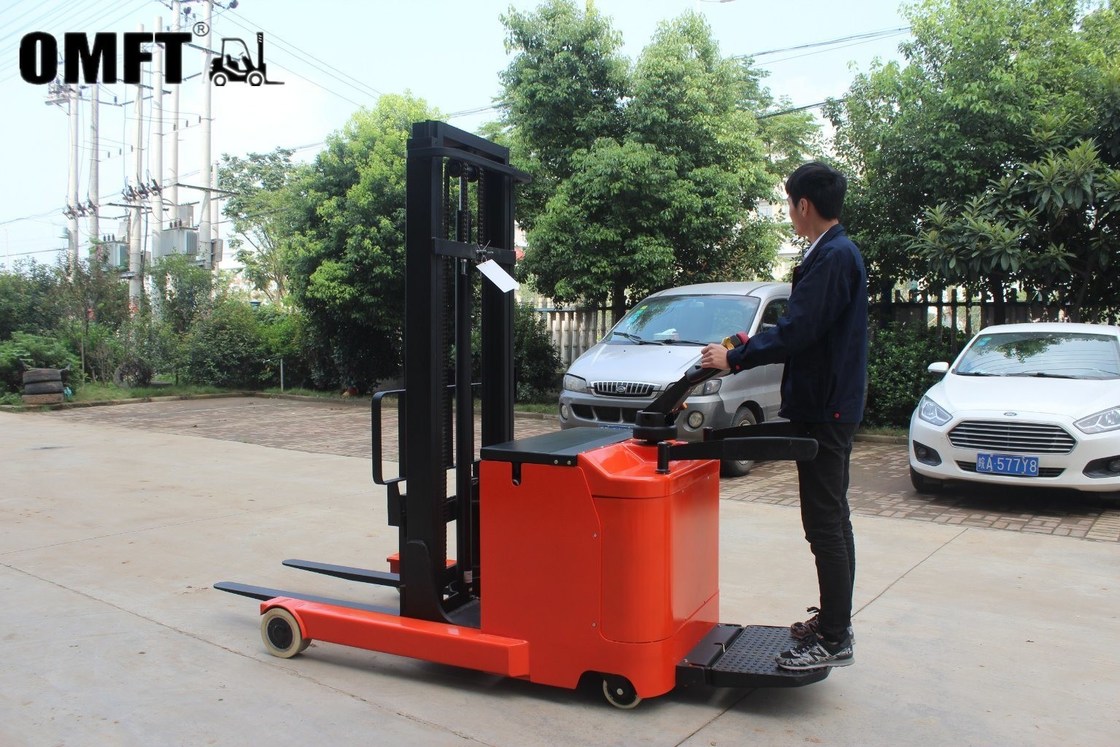 6km/H Maximum Running Speed 1.5 Ton Mini Electric Reach Truck for Warehouse Equipment